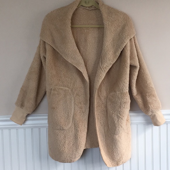 Last 1! Faux Fur Fuzzy Hooded Cardigan - Picture 6 of 8